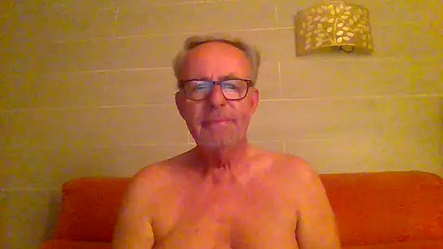 Pokazy przed kamerką – tuggy59