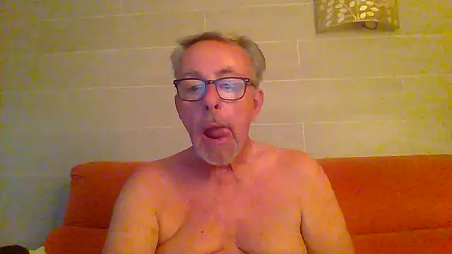 tuggy59's Webcam Show