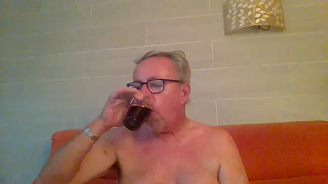 tuggy59 Show in webcam