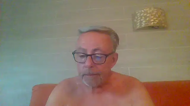 Pokazy przed kamerką – tuggy59
