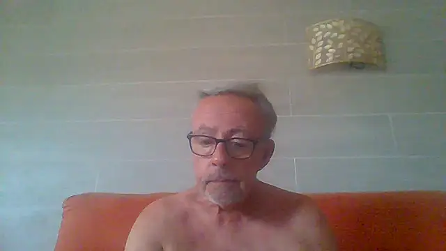 Pokazy przed kamerką – tuggy59