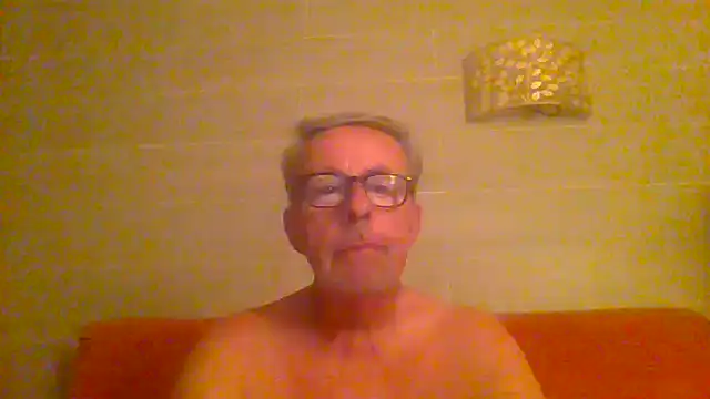 Pokazy przed kamerką – tuggy59