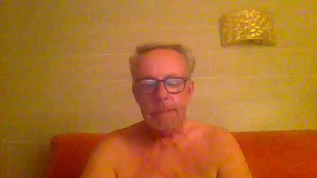 tuggy59: διαδικτυακό σόου στην κάμερα