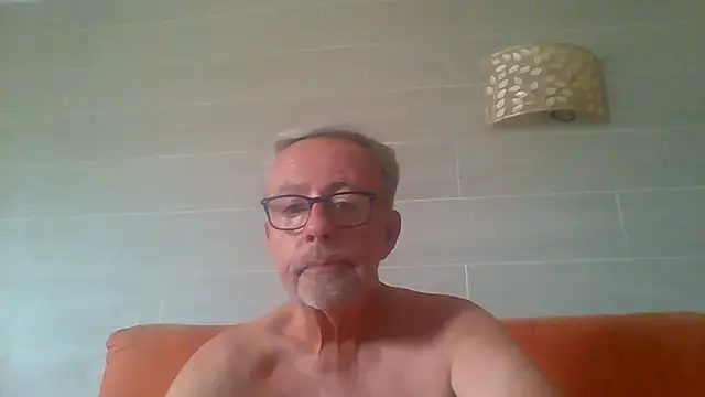 tuggy59 Show in webcam