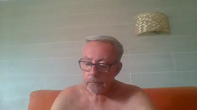 tuggy59 Show in webcam