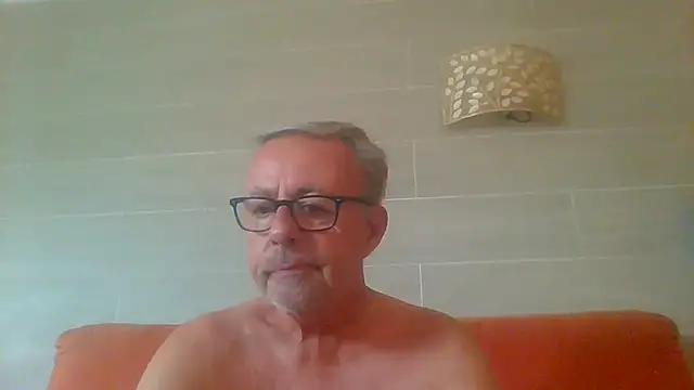 tuggy59's Webcam Show