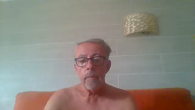 Pokazy przed kamerką – tuggy59