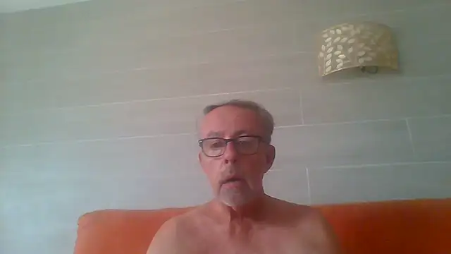 tuggy59 Show in webcam