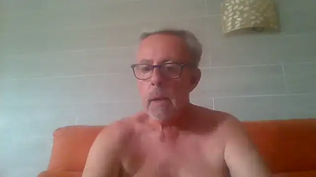tuggy59's Webcam Show