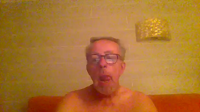 Pokazy przed kamerką – tuggy59
