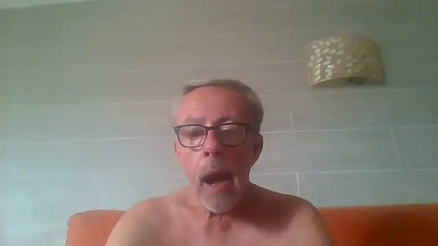 tuggy59: вебкам-шоу