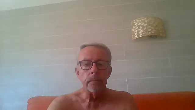 Pokazy przed kamerką – tuggy59