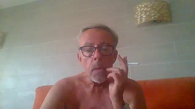 tuggy59's Webcam Show