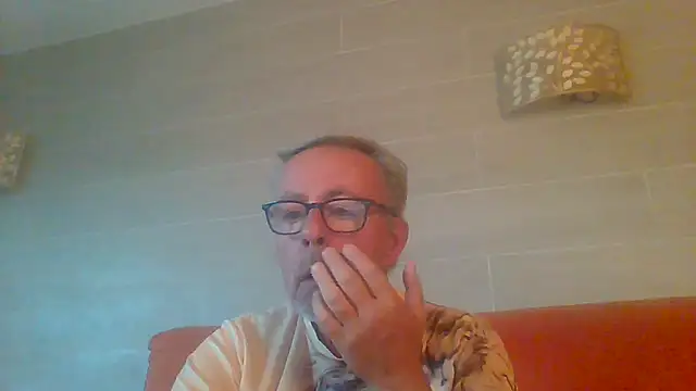 Show modela tuggy59 na web-kameri