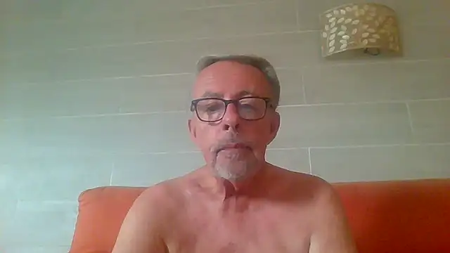 הופעת וובקאם של tuggy59