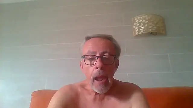 tuggy59's Webcam Show