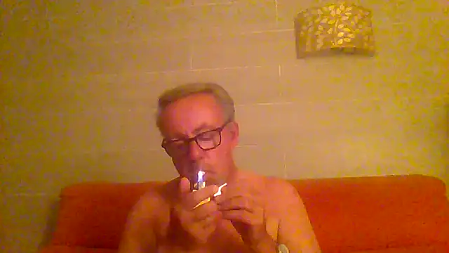 Pokazy przed kamerką – tuggy59