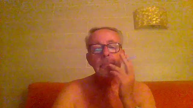 Pokazy przed kamerką – tuggy59