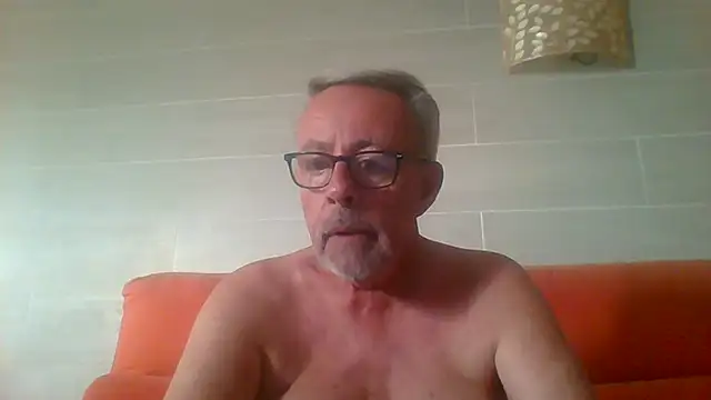 Pokazy przed kamerką – tuggy59