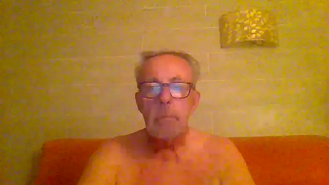 tuggy59: διαδικτυακό σόου στην κάμερα