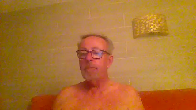 Pokazy przed kamerką – tuggy59
