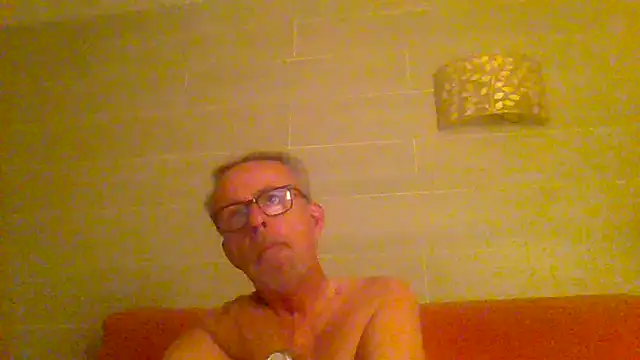 tuggy59 Show in webcam