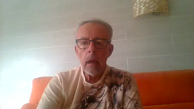 XXX chat uživo modela tuggy59