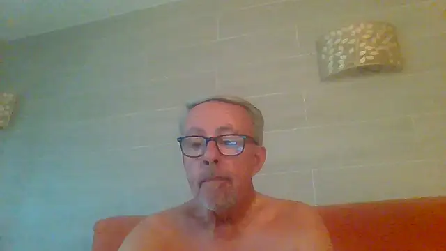 Pokazy przed kamerką – tuggy59
