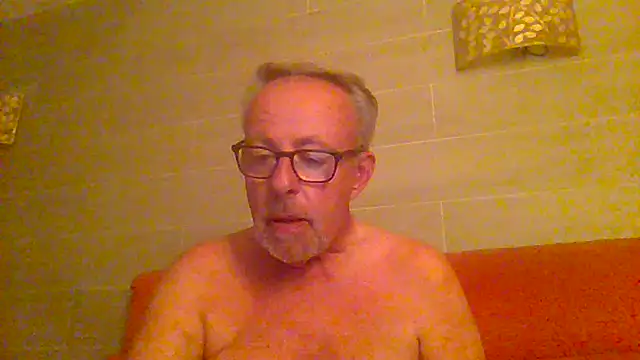 הופעת וובקאם של tuggy59