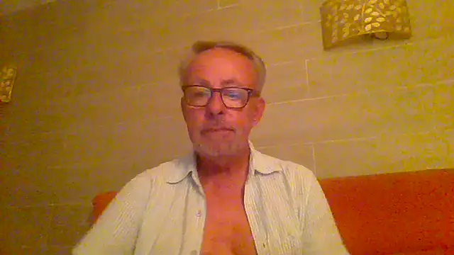 tuggy59's Webcam Show