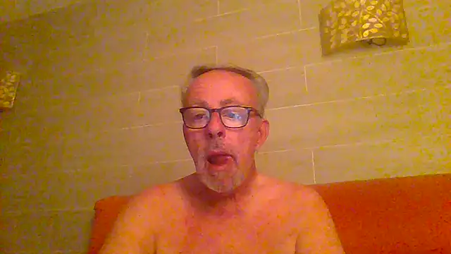 tuggy59's Webcam Show