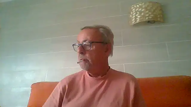 tuggy59 Show in webcam