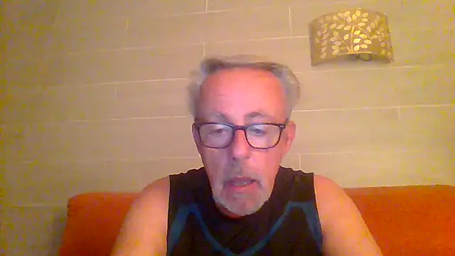 tuggy59 Show in webcam