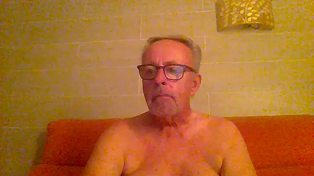 tuggy59's Webcam Show