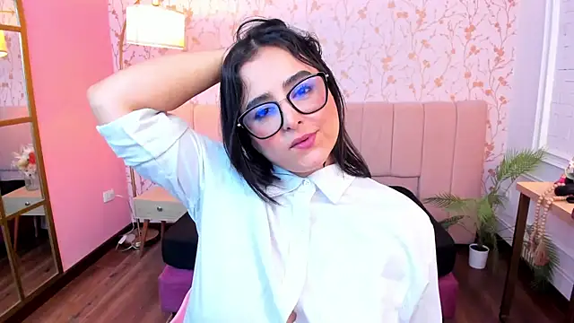 Chat +18 de taylor_bennet ao vivo