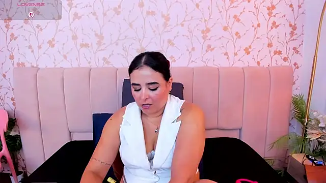 taylor_bennet লাইভ XXX চ্যাট