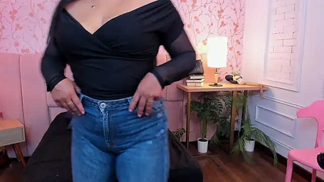 taylor_bennet XXX чат на живо