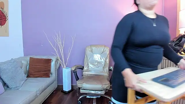 دردشة taylor_bennet الجنسية المباشرة