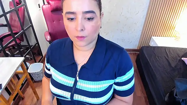 taylor_bennet Adlı Modelin Canlı XXX Sohbeti