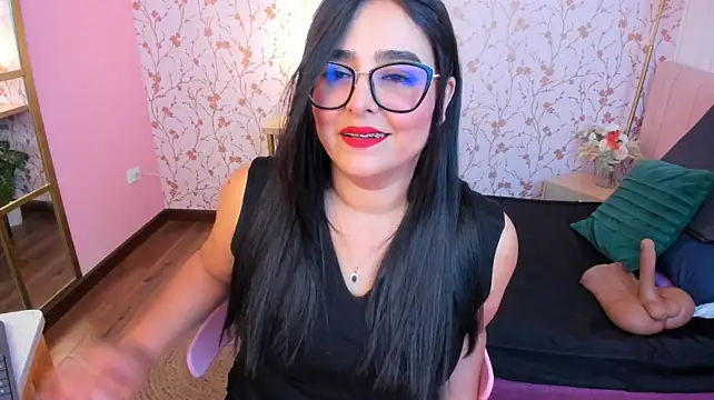 taylor_bennet's Live XXX Chat