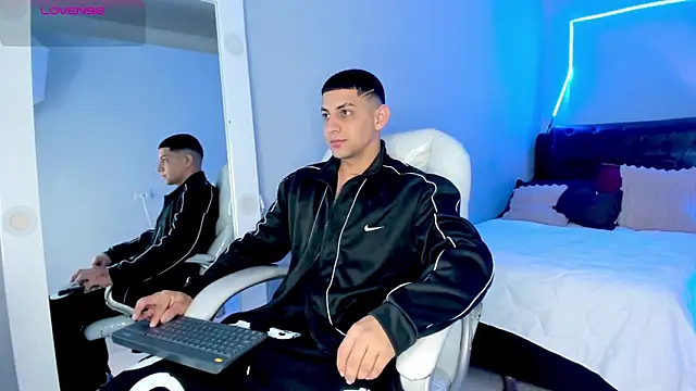 Alex_cute77 Pertunjukan Webcam
