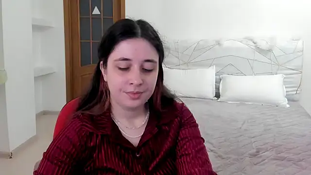 Chat soba uživo modela Ginablum