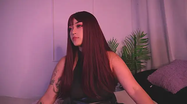 Chat +18 de Gloomydoll ao vivo