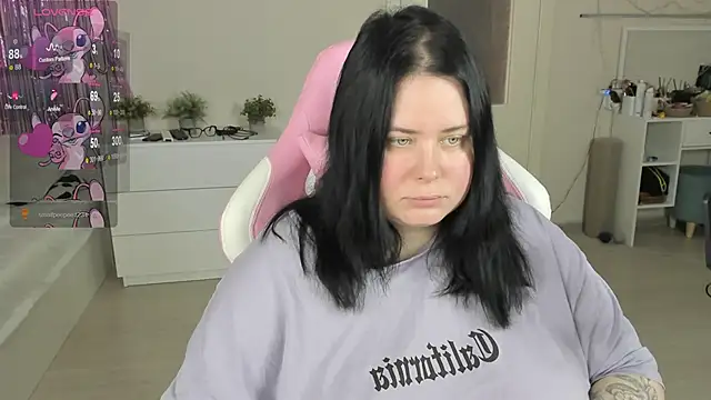 Akemi_BBW élő XXX-chatje