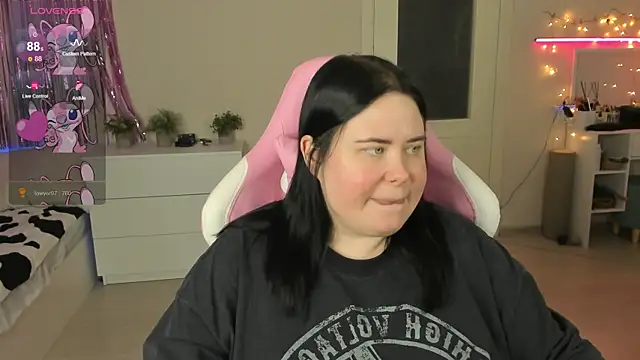 Akemi_BBW Chat XXX in diretta