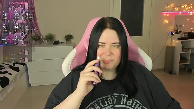 Akemi_BBW Obrolan Langsung XXX