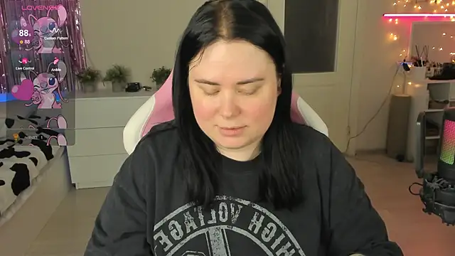 แชท XXX สดของ Akemi_BBW
