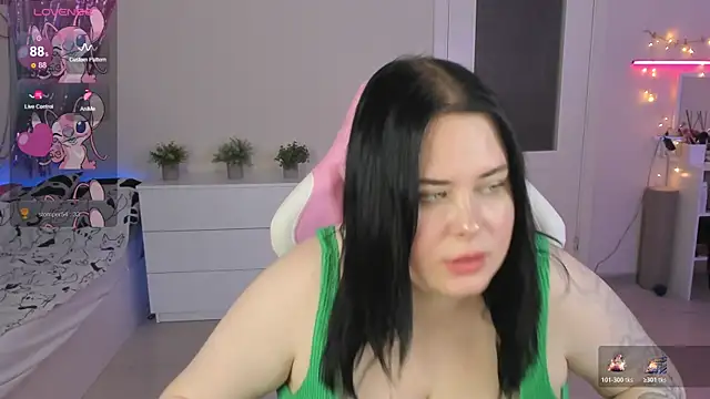 Akemi_BBW Chat XXX live