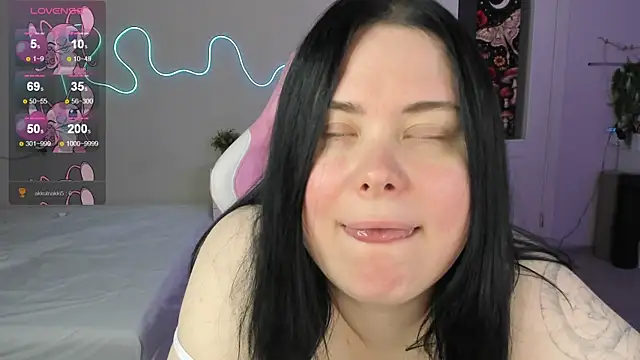 צ'אט XXX בשידור חי של Akemi_BBW