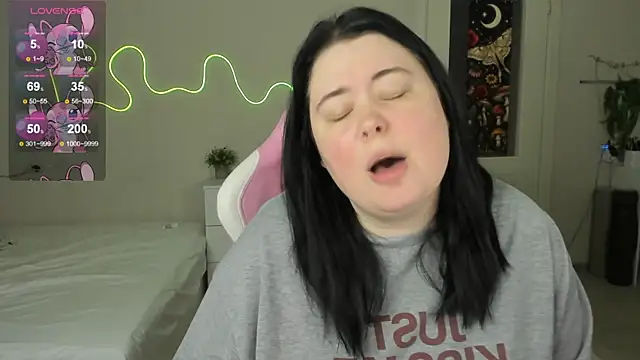 Chatroom XXX en direct de Akemi_BBW